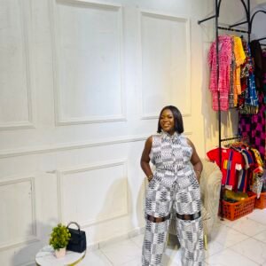 Na two piece cross knees